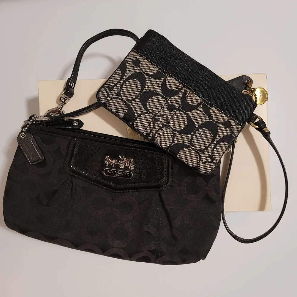 Coach wristlets - Picture 1 of 6
